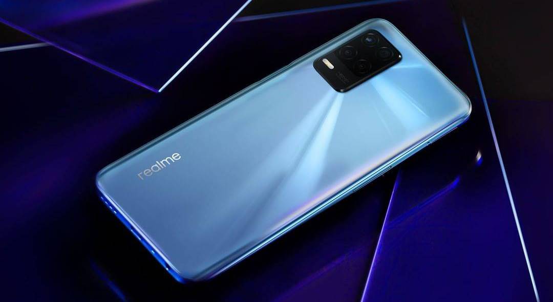 Realme-8-5G-render-blue-azul-4-erdc