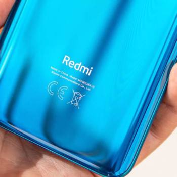 redmi-logo-on-phone-featured
